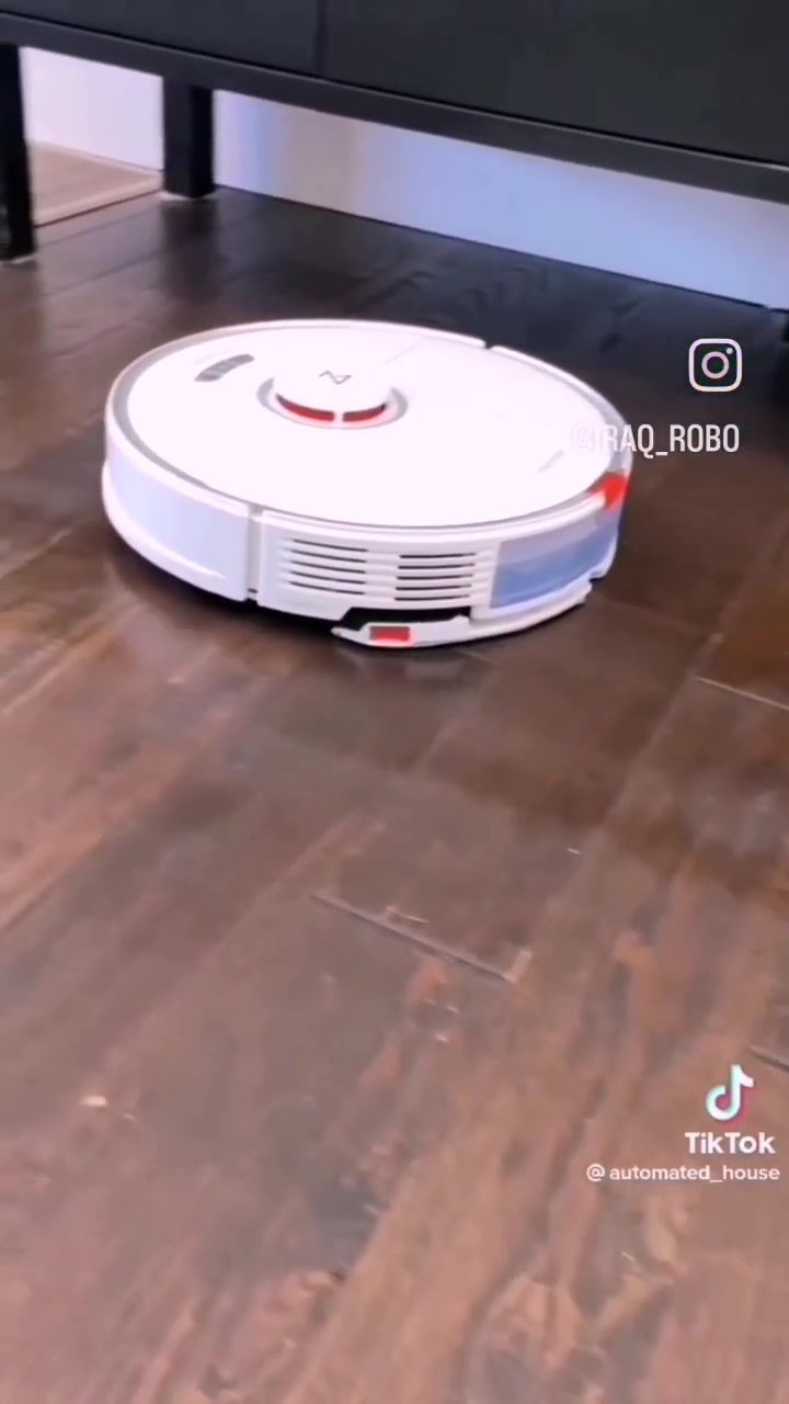 السلام عليكم
روبوت كنس ومسح ماركة robo rock شغال ونظيف واستخدامة قليل 
ويا قطع غيار جديدة بقيمة ٥٠ الف هدية 
الاصدار s7 plus سعرة جان مليون و٥٨ الف مبين بالوصل
السعر الحالي ٦٠٠ الف


**إذا كنت صاحب هذا الإعلان وتريد حذفه لأي سبب، رجاءا أرسل رسالة إلى الدعم الفني**