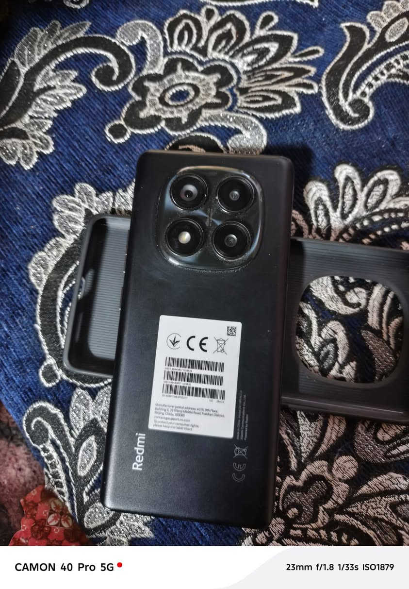 السلام عليكم جهاز لبيع ريدمي 14برو ذاكرة256ـــــ60فريم نضافه فول السعر 250 عنوان  موصل جانب اليمن رجم حديد ***********
