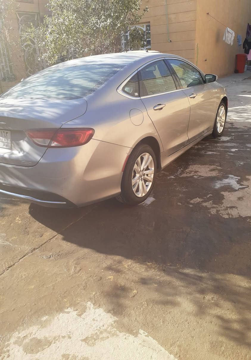 ألسلام عليكم c200 2015  حادث جدآ خفيف مدكر جهت السايق ومبدل فقط طخم تاير جديد حداده جديده مشط جديد داخل جديد باتري جديد كهربايات كله ع بلاد تبريد ثلج رقم ذي قار راعيه بصره مكاني البصره السعر 110وبيه مجال سونار مرفق ***********
