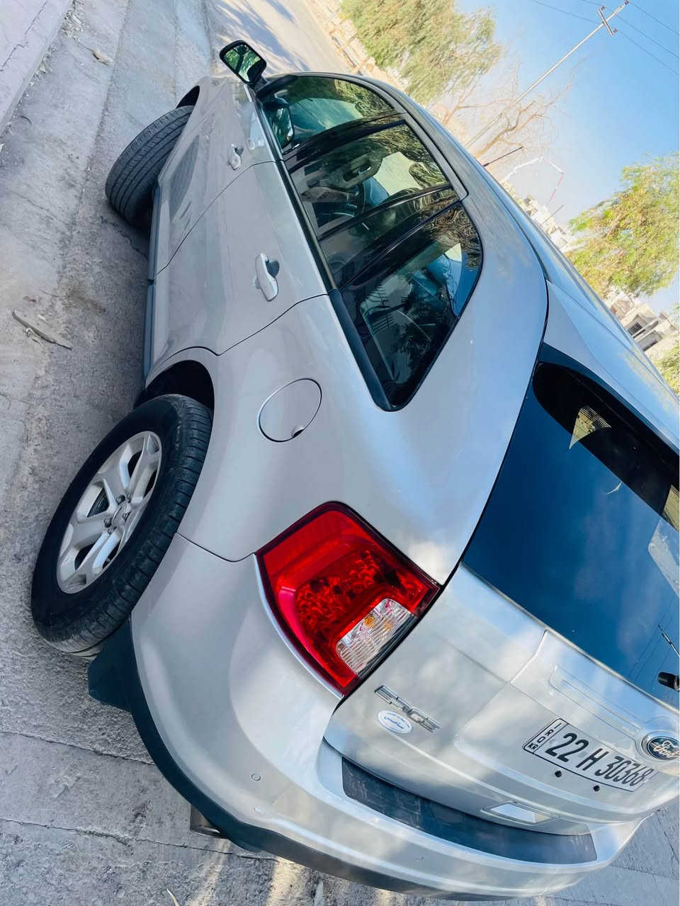 فورد ايدج ٢٠١٣
مواصفات sel
كوشن جلد،كوشن كارةبايي گةرم
شاشة گةورة
٣شاشة
كودي دةرگا 
ئاوينة لايت
سةنةوي تا٢٠٢٩ نوية
مةكينةي نةكراوةتةوة هةموو شتيكي بةشةرت،تنها يةك بست بوياغي هةية ناودوسةي ايرباك بةشةرت هةمووگياني بةشةرت.120$وةرةقة و مةجال-هةولير-رةقةم موبايل--*********** أربيل, العراق

