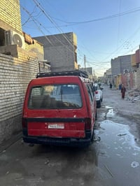 سيارة البيع موديل 1993 مكينه مفتره بيه خانه رايدهة 15ورقه وبيه مجال رق...