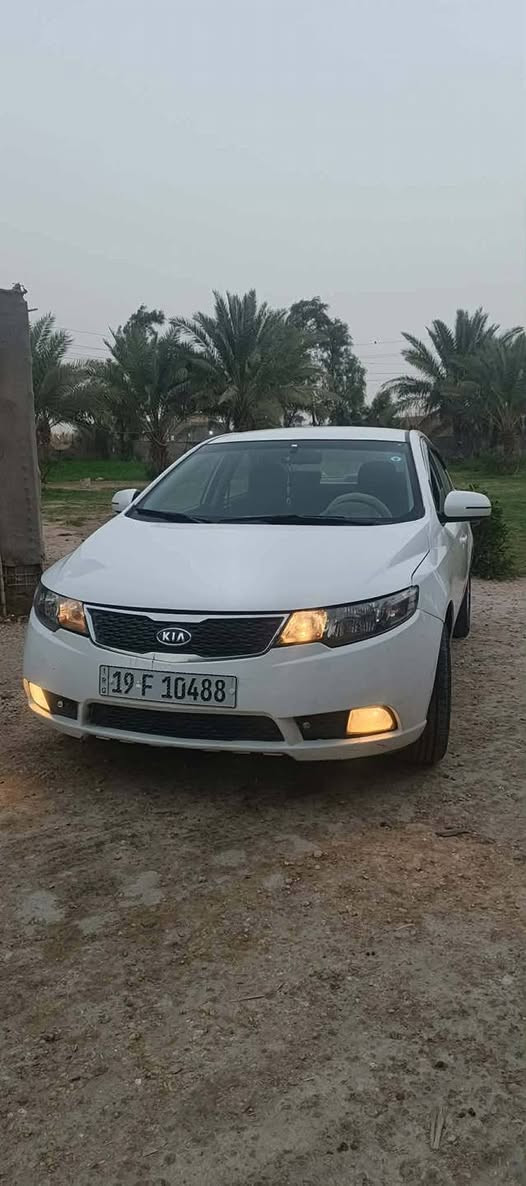 السلام عليكم 
للبيع سيراتو موديل ٢٠١١
سياره جاهزه مابيه نقص سونار موجود داخل المنشور تحويل ثاني يوم رقم انكليزي كربلاء
مكان السياره /بابل قضاء المحاويل 
السعر 110 وبيه مجال 
رقم /***********
***********
