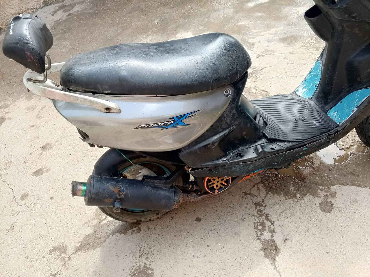 السلام عليكم دراجه للبيع الدراجه ماكس قجمه وخير من الله السعر 300الرقم ***********
