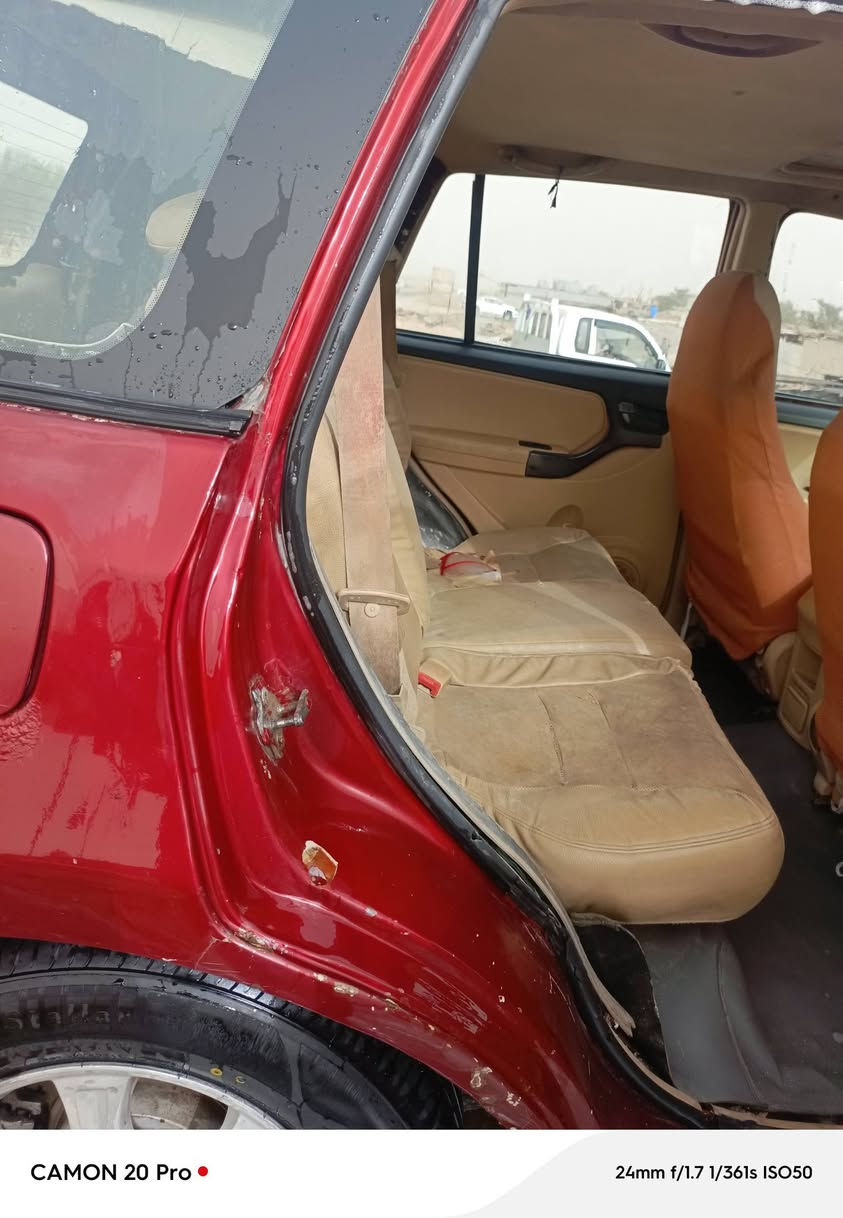 تيكو 13كير ومكينه نقصها تبريد سياره بيها ضربه وعمره سنويه 30باسمي رقم دولي بصره ***********سعر 38وبيها مجال
