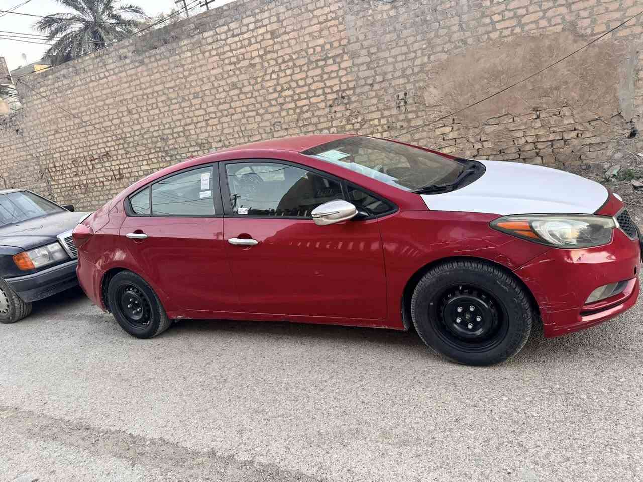 السلام وعليكم 
فورتي موديل 2014 شكل ال15
حادث امريكا صندوق 
مواصفاتها 
تحكم ستيرن 
أشاره بل مريه
كأمره 
تخم تايرر
رقم أنكليزي 

السعر. 99وبيها مجال 
غير متواجد بل فيس 
الرقم 
***********
مكاني بعقوبه
