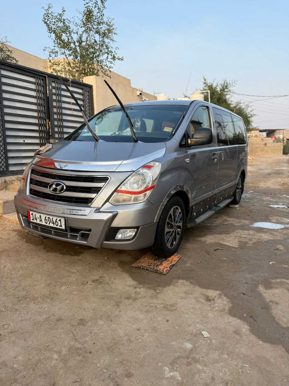 سلام عليكم لبيع ستاركس دبلو مكفوله كفاله عامه عراق كوريه تخم تاير حداده تبريد مكينه لا تنقيص ولا تبخير دواخل جدد فقط مديل ١٧ اصل تحويل ثاني يوم رقم نكليزي رقم الهاتف ***********العنوان بصره ٥ميل
