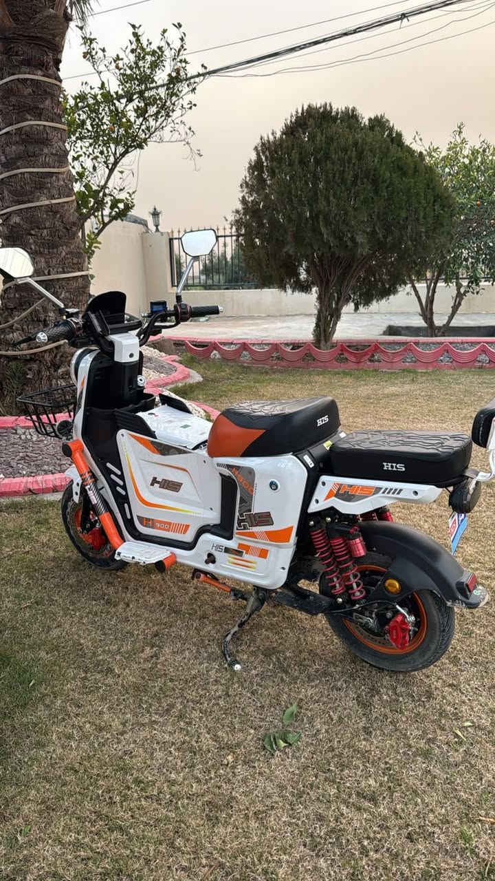 السلام عليكم
مكلف بالنشر 

ماطور شحن للبيع

بطاريات فولل
السعر 550 وبي مجال قليل

باقي التفاصيل اتصل ***********
