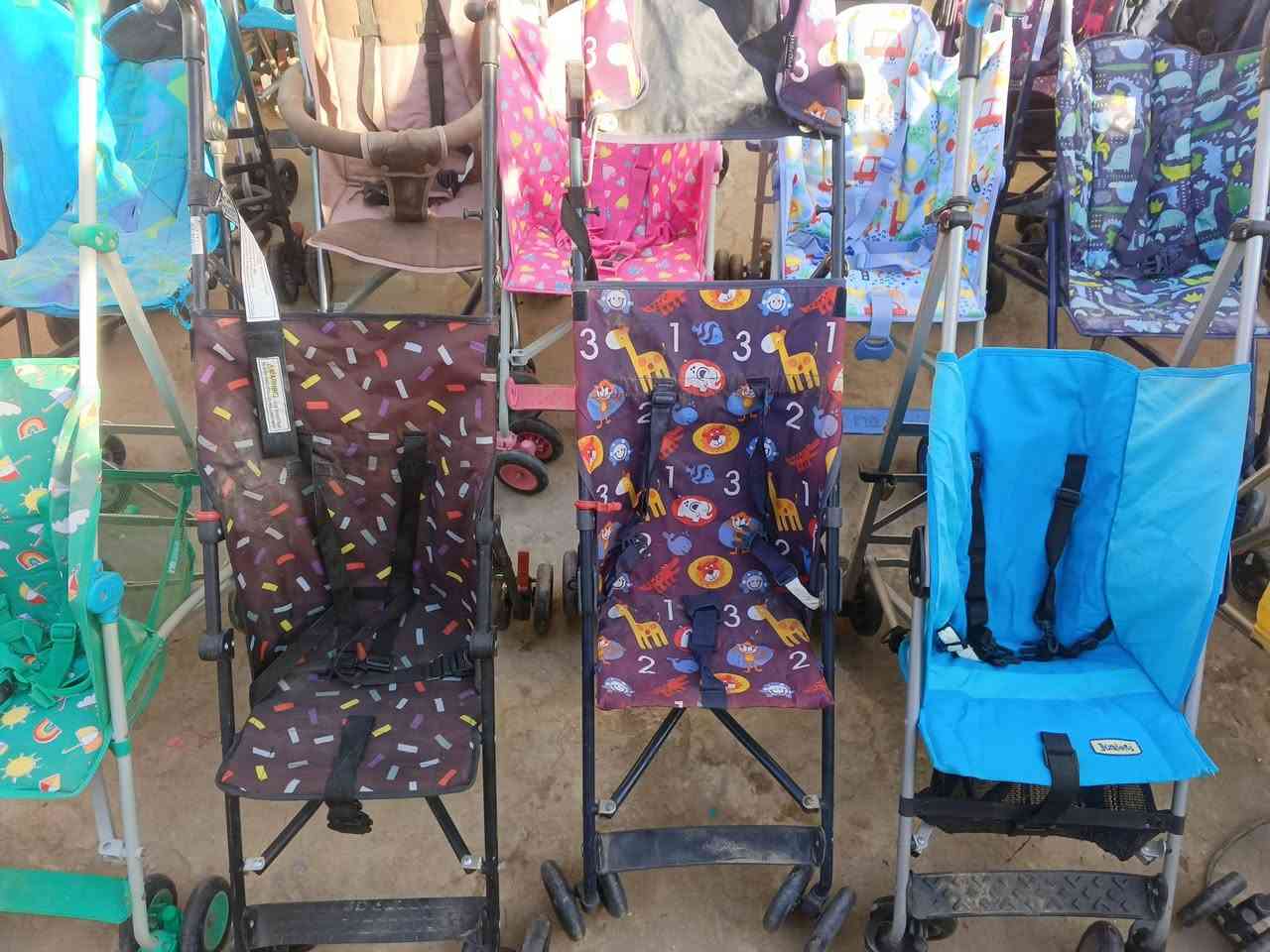 سلام عليكم عرباين اطفال منام وجلوس واكو بس جلوس باله اخو جديد وسعار حلوه لماعده ياخذ ويروح مكاني كربلاء واكو توصيل جمله مفرد موجود حلوات وخفيفات وقويات يتحملن وزن ثقيل واتساب ***********
