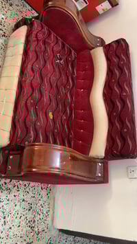 طقم كنب • ٥ قطع • حرق بسيط