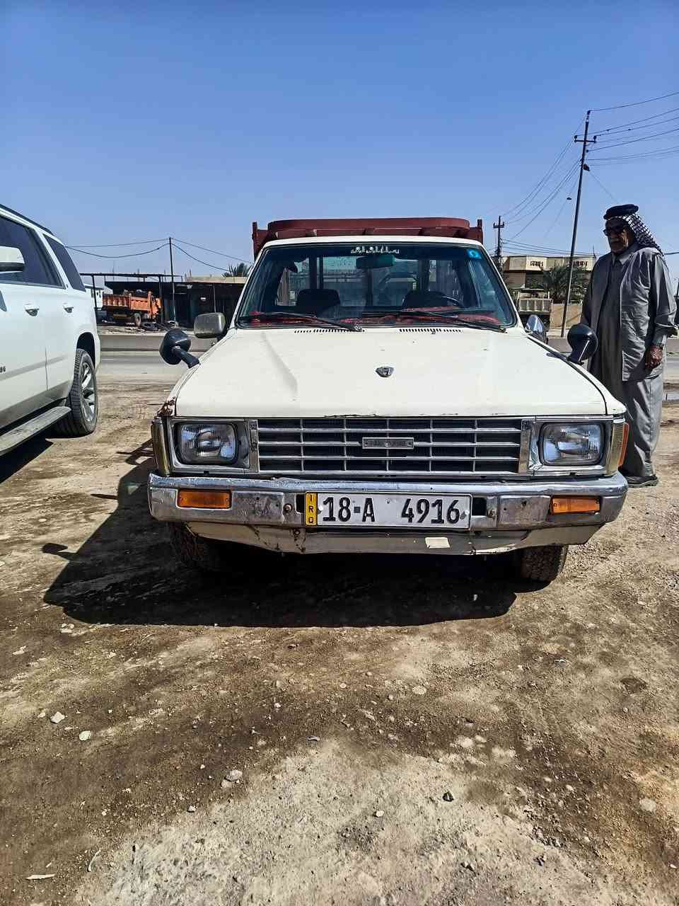 السلام عليكم بيكم تيوته نضيفه محرك تيواي بسم والدي مديل 85 مكان السياره بغداد مدينه
***********قطاع 7
