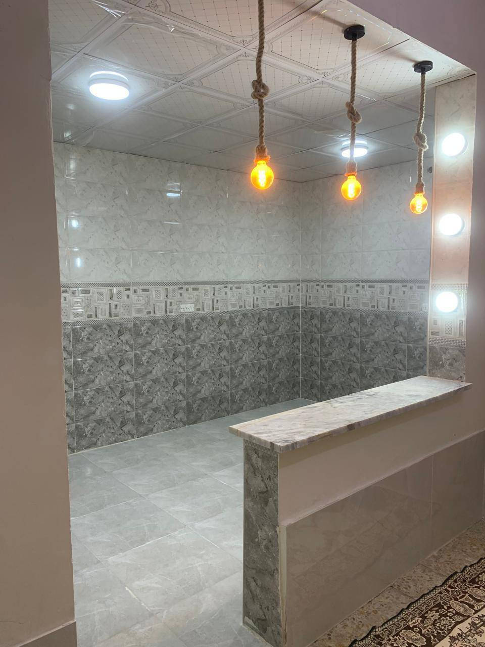 بيت للبيع في التنومه شارع الاطفاء مقابل جامع السجاد المساحه  150 غرفتين مع سويت غرفه و استقبال و صاله و مطبخ مفتوح تركي طابو زراعي  السعر 55 مليون بي مجال 
التواصل ***********
***********
