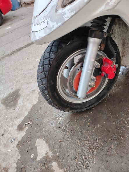 سلام عليكم دراجه كمكويه جي 4كفاليه عامه مكينه 125تونه شاته راجزه جدجد تونه شاته نزله دراجه متعوبه على متوزيه على بيعه مروسه برانه 4كيره سعر ٩٠٠ تصل ***********متوجد    واتساب رصيد ما جود فيسبوك مكانه بغداد شعب شارع المدارس
