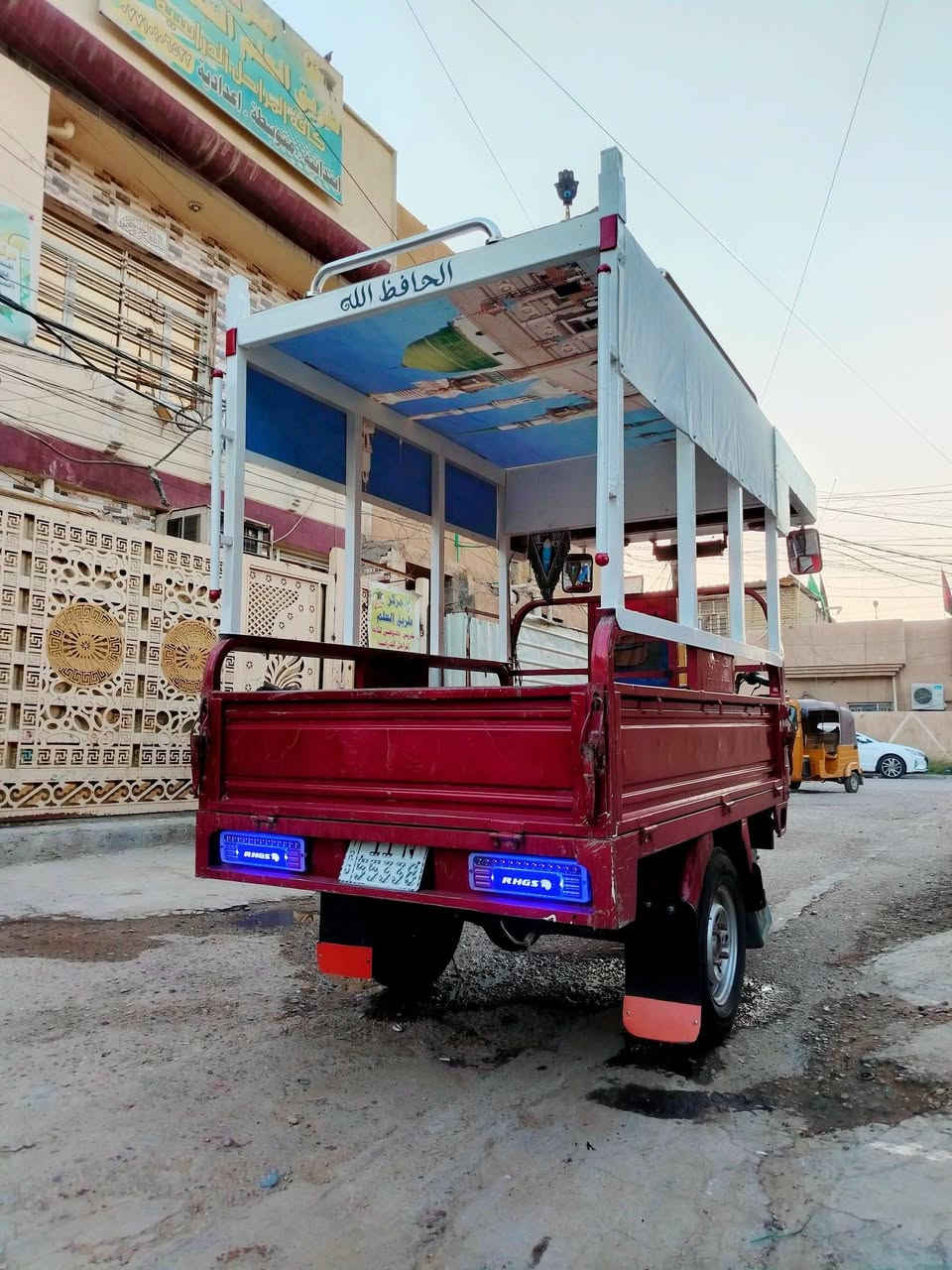 السلام عليكم ستوته للبيع موديل 2019
رقم بغداد بسمي رقم مميز هزه جديده
محرك 25شاده جديد كير بوكس جديد
كابريتر جديده كهربايات كلهة شغاله
تايرات خلفي وامامي جدد 
بيهة شاشه وسماعات  اصليه  محجر تفصال
ستوته مال جناي سعرهة خابرني وتدلل
مكاني بغداد البياع شرطه الخامسه
رقمي ***********
