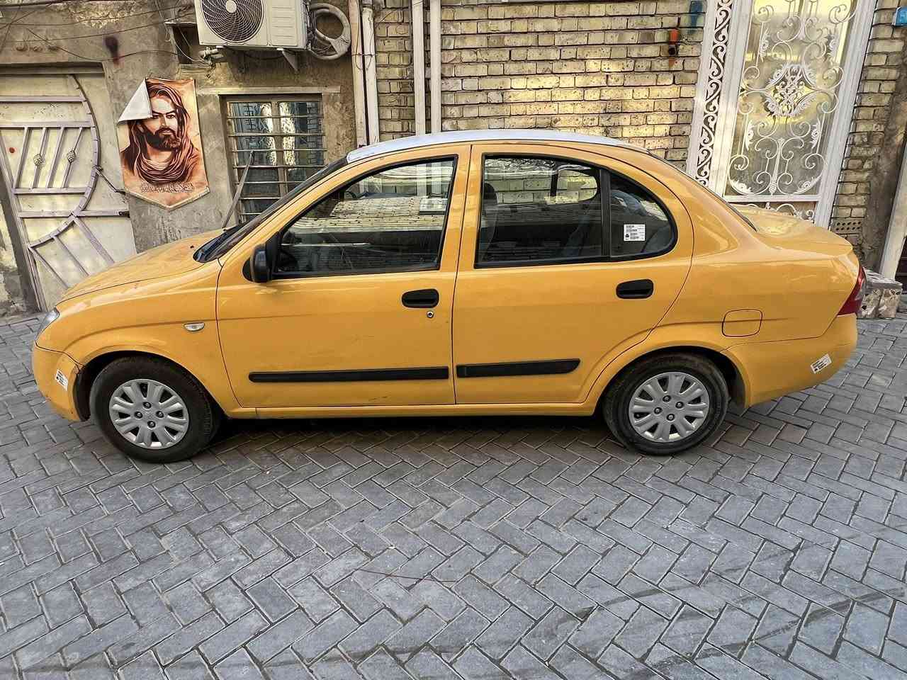 السلام عليكم
سيارة طيبة للبيع ، موديل 2015
رقم انكليزي وسنوية باسمي 
بيه تنقيص دهن 
مكان بغداد مدينة الصدر 
*********** اتصال + واتساب
