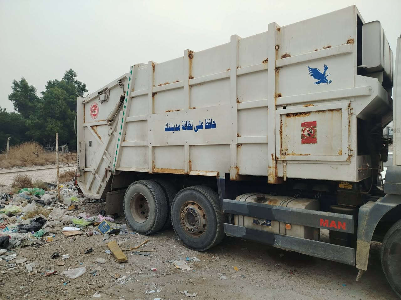 البيع كبسة مان ألفين وخمسة بسمي سيارة سنوية جديدة ***********
