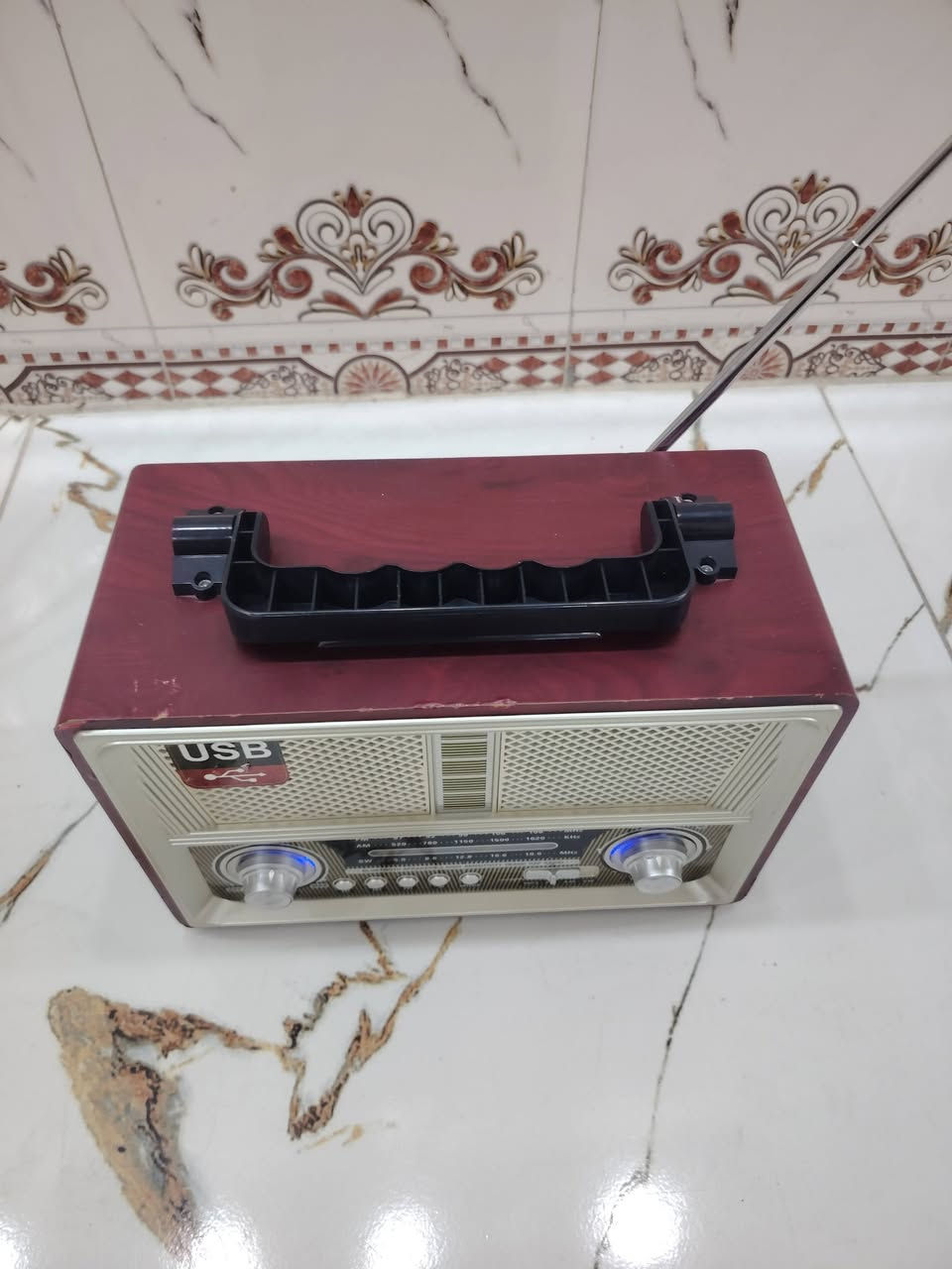 راديو شحن بلوتوث سبيكر رام فلاش باله خليجي كويتي تريد تفضل
*********** واتساب
