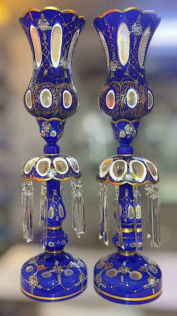 للبيع
زوج لالات كهربائية مع مزهرية سي بوست (ثلاث طبقات) ارتفاع اللالات67سم /
ارتفاع المزهريه 90سم  اكتب تم يوصلك السعر


**إذا كنت صاحب هذا الإعلان وتريد حذفه لأي سبب، رجاءا أرسل رسالة إلى الدعم الفني**