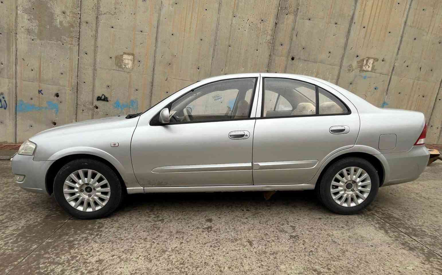 نیسان سەنی ٢٠١٣ کۆری
رەنگ سلڤەر
ناو بێجی
کۆری مەکینە ١٨ زۆر بە هەڵمەتە
ویل کەپ
بێ بۆیاخ
تەنها ١ بست ساردی هەیە
گێر ئۆتۆماتیک
سەنەوی تا ٢٠٢٨
١٧٥،٠٠٠ رۆشتووە هەموو گیانی لەسەر بیلادە
٤ تایەی تازەی لەسەرە
کامل سێرڤس کراوە 
گێر و مەکینە بە شەرت
بەنزین کەم ئەخوات
دژە فیتەرە
رەقەم سلێمانی
نرخ ١٠٥ گەڵا
 ژمارە تەلەفون *********** السليمانية, العراق
