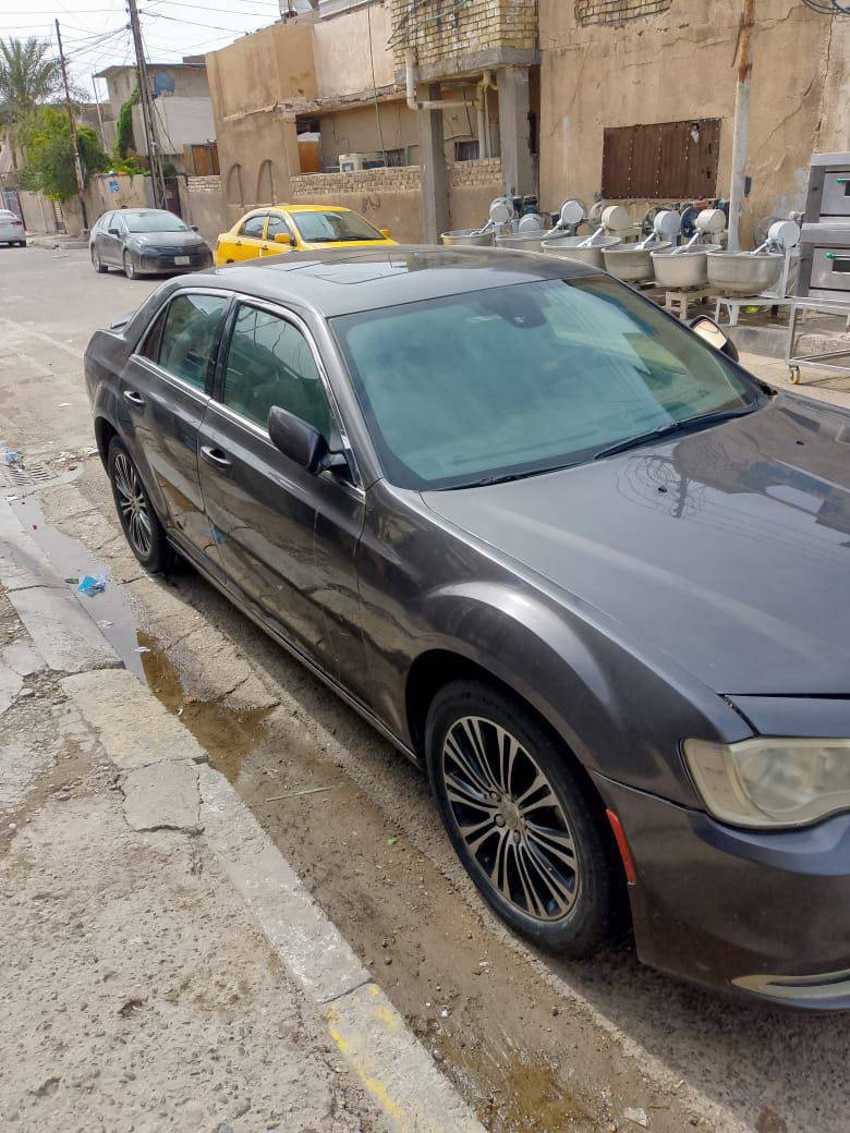 السلام عليكم وبامه معلايه ومعملته كامله بس توقف لقرار موديل 2016 سعر 90وليريد يعرف تفاصيله ينتصل اني مكلف بل نشر 0778 236 6698
