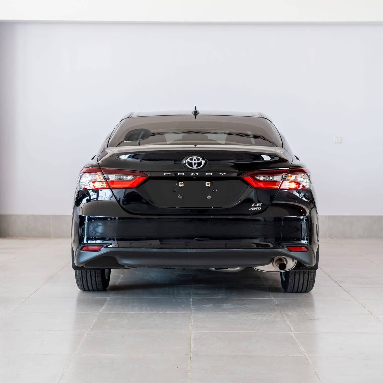 تويوتا كامري 2023 فئة LE محرك 2.4 ماشية فقط 19 الف رقم شانصي 4T1C11BKXPU106596
صور سونار موجودة بل منشور 

مواصفات السيارة:
بصمة تشغيل
بصمة أبواب
ويلكم كروم
أنظمة قيادة Eco وSport وNormal
تحديد مسار الشارع
رادار أمامي
توقف ذاتي للطوارئ
تحكمات ستيرن
كروز كنترول وتثبيت سرعة على الشارع
كشن كهرباء للسائق
كاميرا خلفية دوارة
لايت LED زينون
كشافات ضباب أمامية
تكييف هواء مركزي
مواصفات إضافية أخرى

رقم صاحب السيارة 
***********
