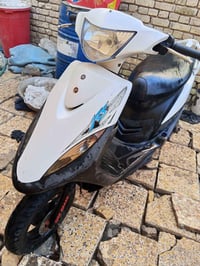 دراجة كهربائية • مستعملة شهر • ختم واحد