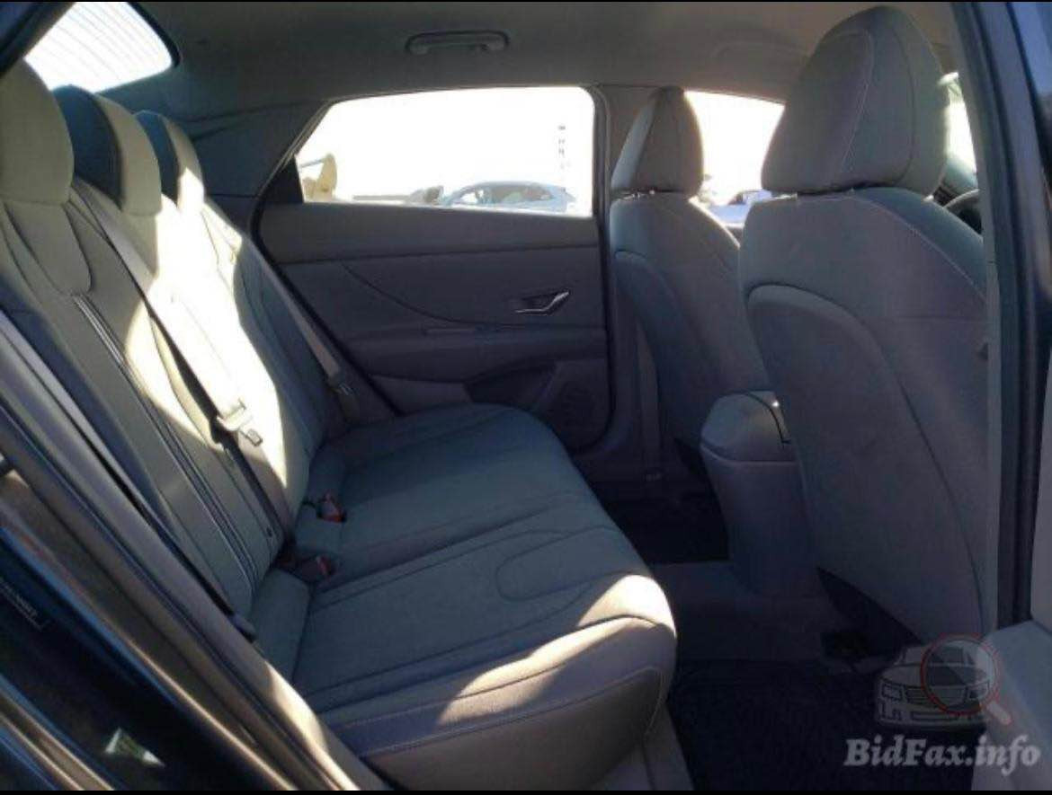 Hyundai Elantra🔥
سعر:$١٥٧💣
مۆدیل ٢٠٢١
🚀مکینە ٢٠🚀
76,000Km📦
فول فول مواصفات
SEL
***********
***********
Whatsapp أربيل, العراق
