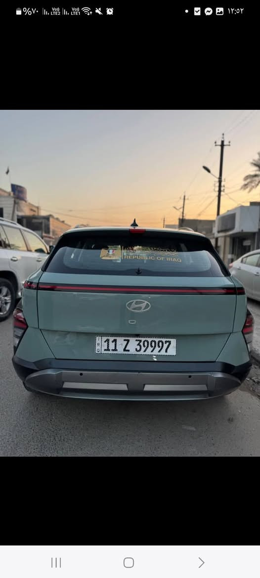 سلام عليكم كونا ٢٤ أمريكي شاصي صؤر الحادث بالمنشور رقم بغداد شبه مميز مكينه٢٠٠٠فؤل مواصفات ونظافه عدا الفتحه داخل ثلجي ماشيه٣١ميل  مكان بغداد جديده ب٨٠ بيه مجال ***********
