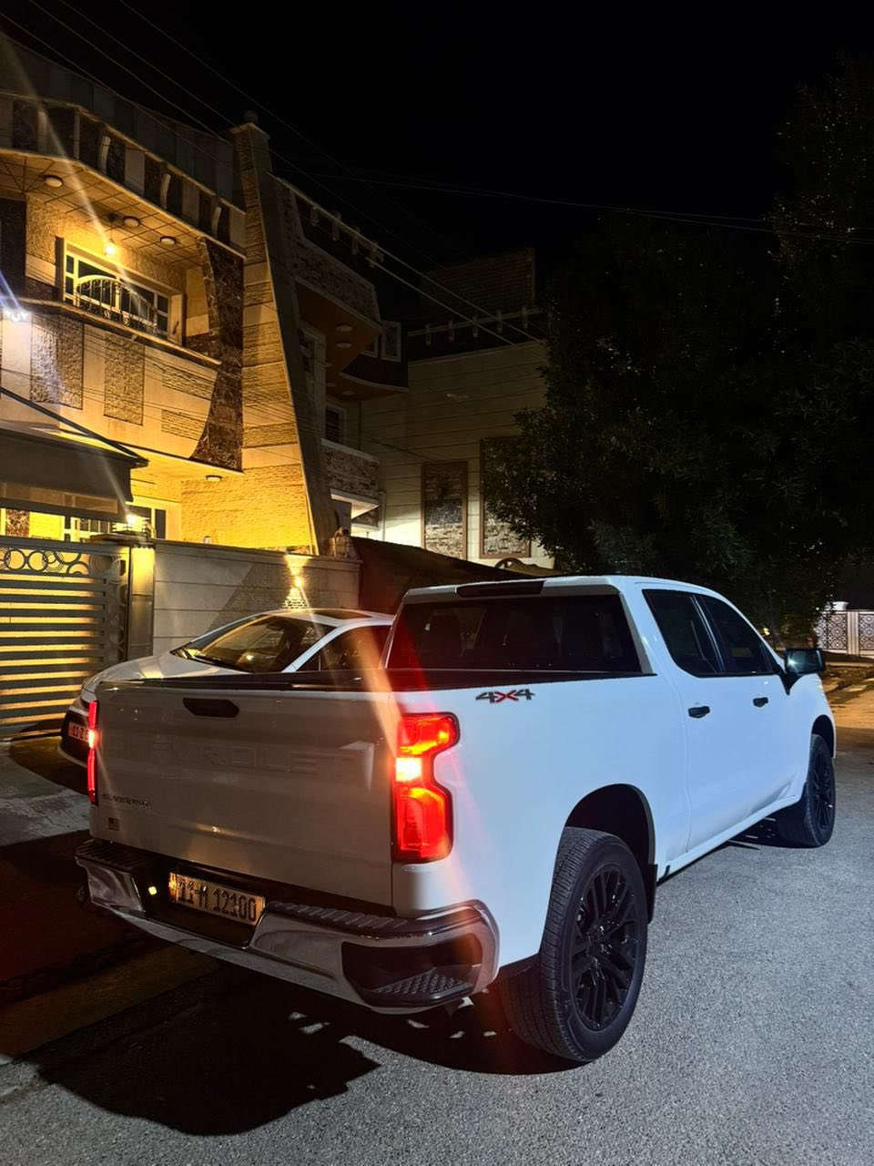 السلام عليكم ورحمه الله وبركاته ….
للبيع سلفرادو 2025 خليجي كفاله عامه من الصبغ والبارد والشخط وكلشي 
ماشيه ١٤ الف 
محرك 4 توربو 
موصفاتها معروفه 
السعر 37 الف ونص
للاستفسار الاتصال على 
***********
وشكراًً
