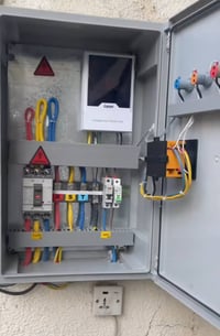 تاسيس وصيانة  كهرباء  وبوردات العادي و ATS اتشغل  مناطق بغداد ٠٧٧٣١٣٧٠...