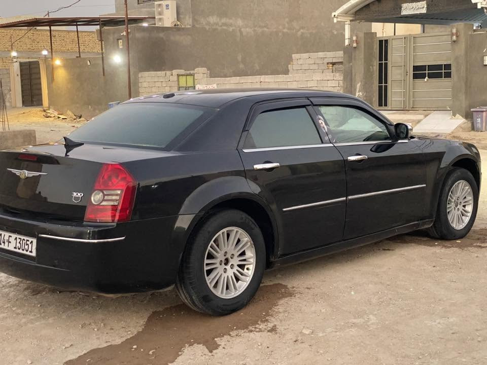 وباما للبيع 2010  مكينه وكير جديدات 
سياره جاهزه مكان سياره ناصريه مركز 
رقمها بصره نكليزي 
السعر 105 وبيه مجال 
الرقم ***********
