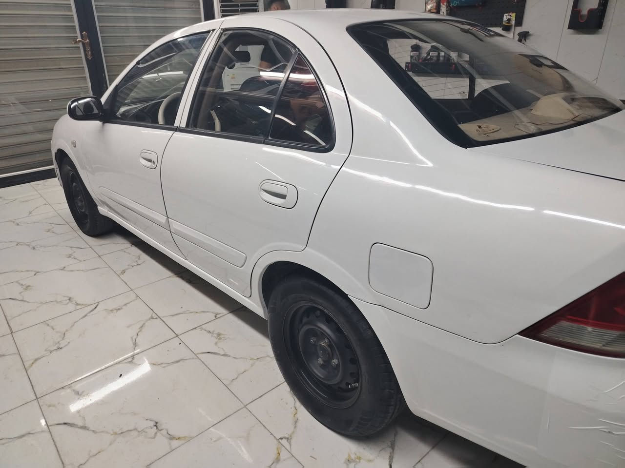 نيسان سني مديل 2012
كفاله عامه ما عده جاملغ امامي
رقم بغداد مشروع وطني
كير ومكينه وتبريد وكهاربائيات
تخم تاير حداديه كله جديده
السعر 95وبيه مجال قليل
العنوان كوت مركز مدينه
***********
