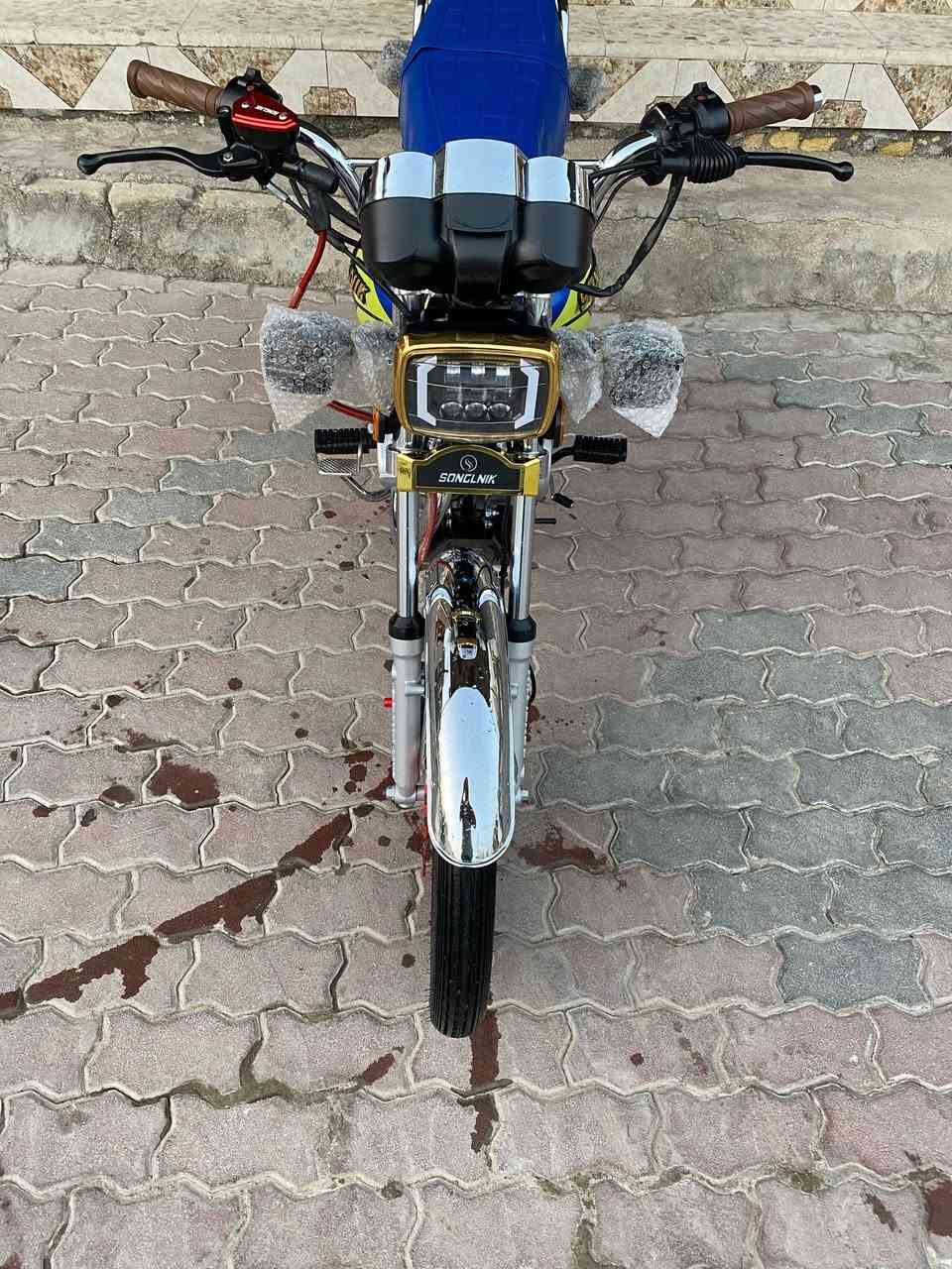 تايكر موديل🤚 ٢٥ صارلها شهر طالعه دراجه مكفولة من كلشي نظافة شوفةعينك أوراق استنساخ السعر ٨٥٠ وبيها مجال للشراي مكاني السماوه ***********
