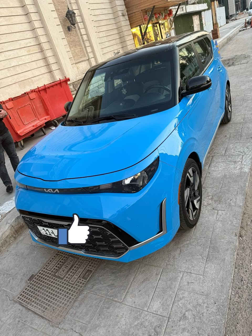 السلام عليكم كيا صول GTفول عده الفتحه معروفه موصفات الجيتي لون مميز كلين السياره بيه ملاحضات جداً بسيطه ماشيه60الف ميل قابل للزياده السعر173وبيه مجال مكان السياره بغداد 
***********
