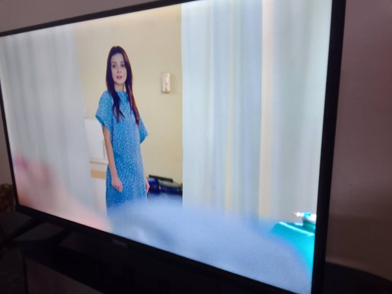 بيع مستعجل ميز بلول مال شاشه
فقط
 ب٢٥
شاشه حجم ٣٢
بيها انترنت ويوتيوب اسمارت 
بسعر ١٠٠الف


**إذا كنت صاحب هذا الإعلان وتريد حذفه لأي سبب، رجاءا أرسل رسالة إلى الدعم الفني**