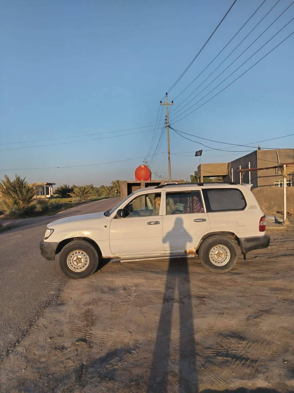 الندكرواز مديل /2005محرك وكير شرط مصبوغه عام  حساسات شقاله رقم بغداد بيه معجون مكانت
مكان السماوه 
رقم ***********
