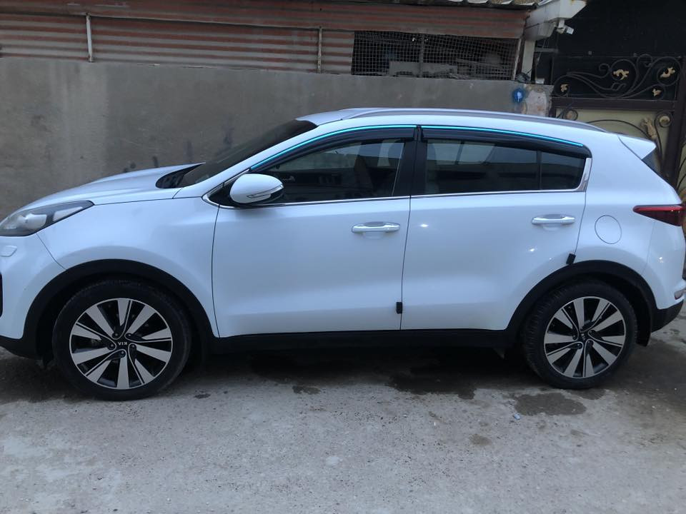 السلام عليكم

للبيع فقط
كيا سبورتج 2019
وكالة شركة ( الدولية )
رقم بغداد 
عداد الكيلو متر ( 125 ) الف كيلو
مكفولة من تبديل والصبغ فقط بارد بسيط بصندوق 🆕✅✔️
نص فول 
مواصفات عادية
سويج
حساس امامي
حساس خلفي
كامره خلفية
شاشة اندرويد
داخل بيجي ( حمصي )
مري شفط
كشافات red

الخ من تفاصيل معروفة
السعر 188$ بي مجال بسيط
العنوان بغداد الامين الثانيه 
السيارة على كلامي وافحص وين ميعجبك بيا سونار يعجبك اني حاضر 
***********
