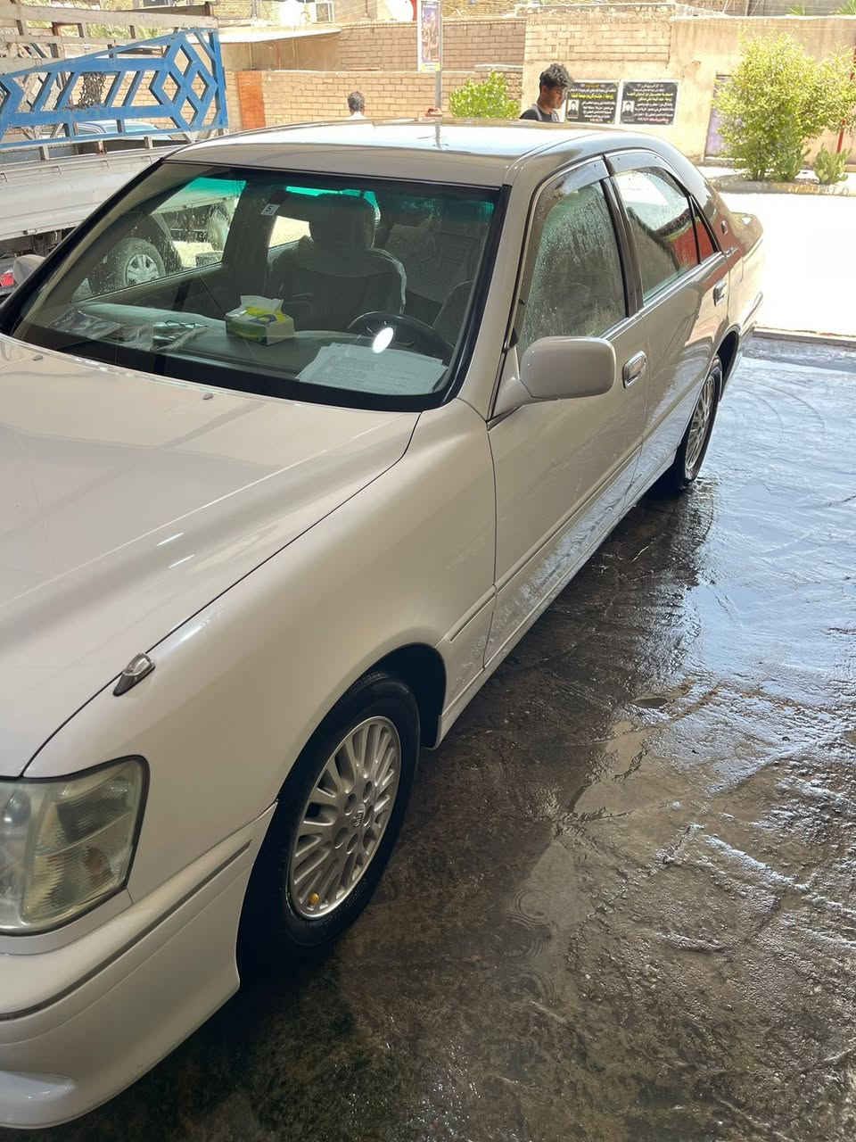 سلام عليكم جنون فول موصفات ما عده الفتحه اربع دكم تحكم ستيرن تبريد فول 
لسياره مكفوله كفاله عامه سعر 90 وبيها مجال لمو شراي لا يتعبني مكان قرنه بني منصور ***********
