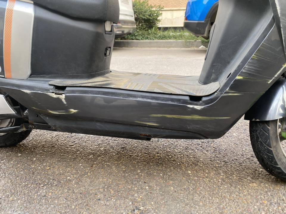 سلام عليكم اخواني مستعجل علا البيعه  صار3اشهر منزله من الشركه ومستعجل علا بيعته تجي تأخذ مثل ما بل صوره بيه حادث بصيط كله شغال مكاني حي الجهاد النسيم *********** هاذه رقمي موديل 2026 السعر780 وبيه مجال حك الجيه اكد مستعجل علا بيعته
