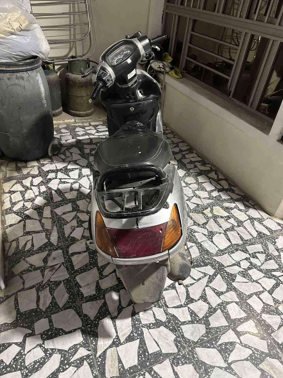 سلام عليكم دراجه سبيسي للبيع
العنوان بغداد  السعر 250
***********
