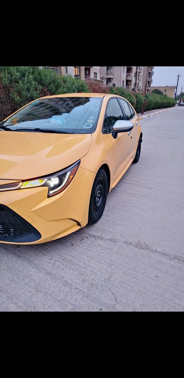 سلام عليكم البيع كورلا هايبرد موديل 2022رقم بغداد انكليزي صور الحادث موجود بل منشور كلهن سيارة عله آخر حباي بدون أي نقص بيه باب تبديل فقط ماشيه 87مصفره من الهيئة بشرط تحويل ثاني يوم السعر ١٦٧بيهه مجال بسيط مكان السياره بغداد وهاذه رقمي ***********//الكورك فقط واتساب ج***********
