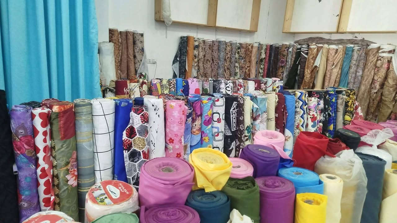 همايون عادي بالف وربع 
اماراتي بالفين 
دجتال بالفين 
فندقي بالفين 
بوهيمي باربعه


**إذا كنت صاحب هذا الإعلان وتريد حذفه لأي سبب، رجاءا أرسل رسالة إلى الدعم الفني**