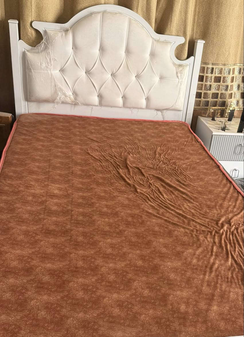 جرابي نفر ونص عدد 2 نظيفات كلش سعر الوحده(200)وبيها مجال العنوان بغداد


**إذا كنت صاحب هذا الإعلان وتريد حذفه لأي سبب، رجاءا أرسل رسالة إلى الدعم الفني**