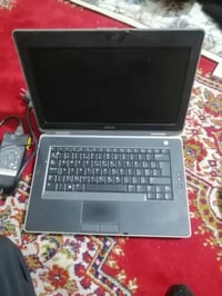 المعالج كور اي جيل ثالث كرت شاشه داخلي انتل 4000hd رام 4 كيكا بمساحه 3...