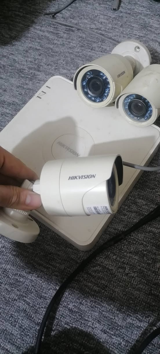 للبيع HIKVISON ثلاث كامرات نظيفات بسعر مناسب
للاستفسار
*********** واتس
بغداد
