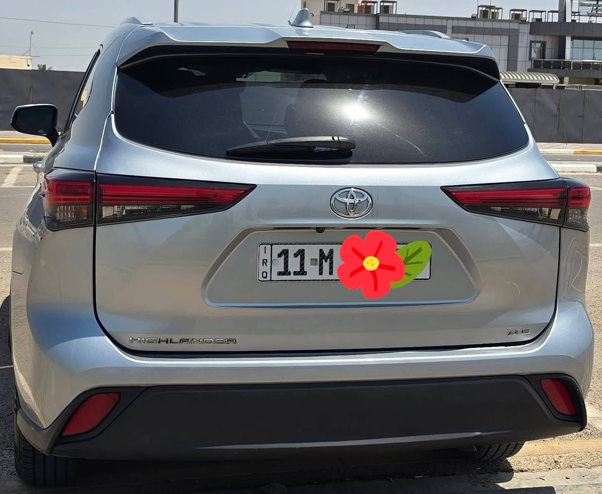 سلام عليكم 🌟
للبيع
Toyota Highlander XLE 2022
محرك V6 سعة 3500 

• 7 راكب VIP منفصل
• سلايت
• كشنات جلد مع تدفئة
• 3 وضعيات قيادة
• نقطة عمياء
• حساسات
• شاشة كبيرة
• زنون + كشافات ضباب
• Auto Hold + سايد بريك كهربائي
• 3 قطع تبريد
• تحكم ستيرن جهتين
• تحديد مسار
• رادار 

السيارة كاملة من كل النواحي ونظيفة جداً 
رقم بغداد بأسمي – تحويل مباشر 

الحادث:جاملغ ايمن و بنيد من امريكا فقط رش الباب الايمن 

📍 الموقع: كربلاء المقدسة 

📞 ***********
