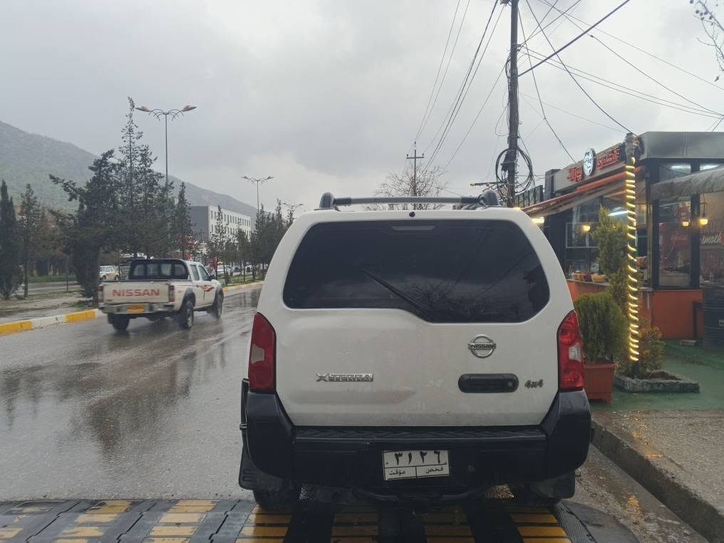 نیسان ئێکسترا ٢٠٠٧ 
سەیارەکە تەنها کتابی مزایەدەی لەگەڵە بە علوج دەیفرۆشم 
سبوغ و لێدران و گێر و مەکینە بەشەرتە 
زۆر جوانە و تایەو پاتری نوێیە و بێ مەسرەفە 
هەر عەیبەک ببینەوە پارەت بۆ دەکوژم لۆک لۆکە 
مەکینە ٦ پستۆنی حەجمی ٤٠٠٠ ە بوخاریشی نییە 
نرخی ٥٥ وەرەقە و مەجالی تێدایە 
گۆڕینەوە تەنها بە تاکسی دەکەم باقی دەدەم شقلاوة, أربيل


**إذا كنت صاحب هذا الإعلان وتريد حذفه لأي سبب، رجاءا أرسل رسالة إلى الدعم الفني**