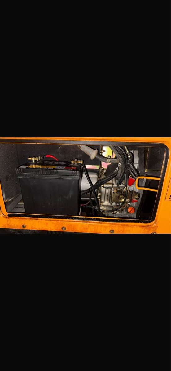 مولد 20 امبير صافي 
گاز 
سويچ 
كاتم الحال, واسط


**إذا كنت صاحب هذا الإعلان وتريد حذفه لأي سبب، رجاءا أرسل رسالة إلى الدعم الفني**