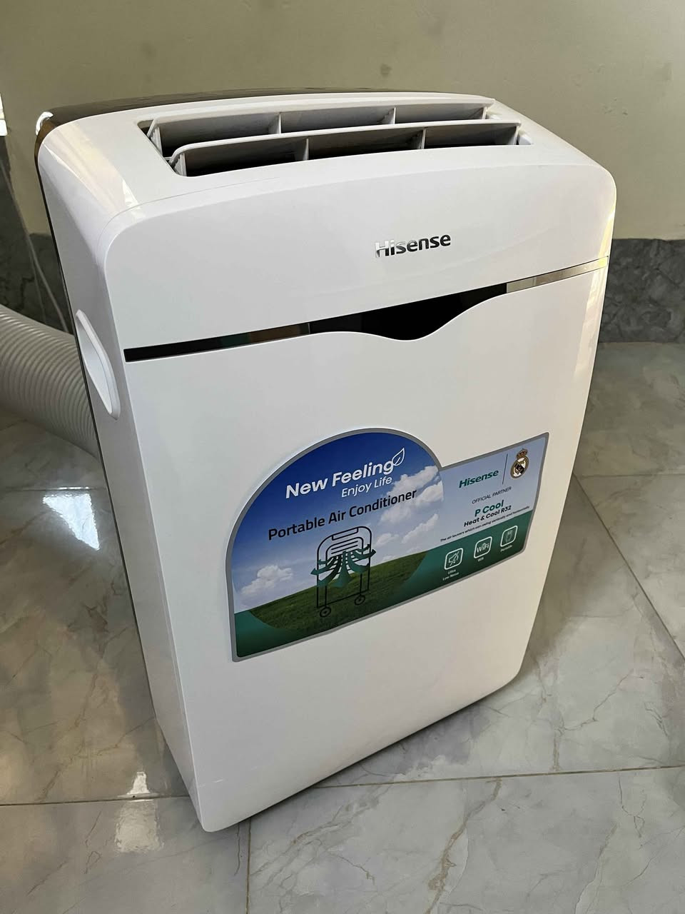 سلام عليكم
 يوجد سبلت متنقل بورتبل مستخدم للبيع من شركة هايسنس واحد طن 12000  BTU الحجم ، يعمل تدفئة و تبريد ويعمل عن طريق الواي فاي النظام و كامل مع ملحقاته ومدة استخدامه سنة والجهاز نظيف خالي من أي خلل أو عطل والسعر 250 الف الاستفسار على الخاص أو الرقم *********** الرمادي, الأنبار
