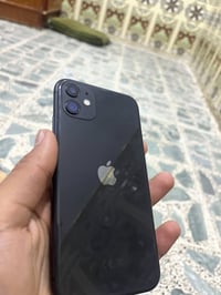 ايفون 11 • ١٢٨ • بطارية ٨٠%