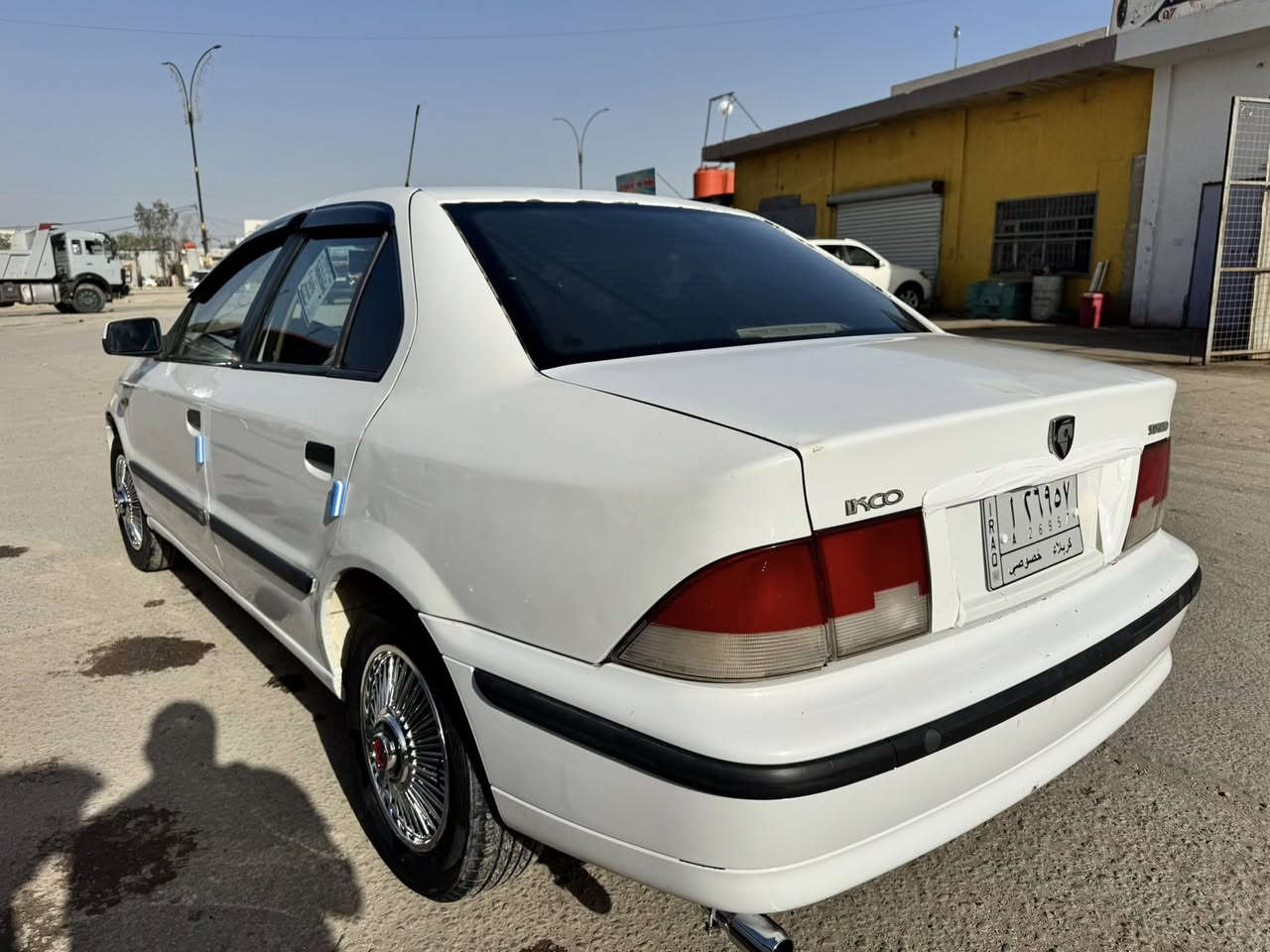 سمند ناطق 2011 للبيع بيها جاملغ خلف الصدر سياره جاااااهزه حداديه امامي خلفي جديده كير مكينه كفاله لاتبخير لاتنقيص لا نظح لا نفخ كهربائياتها كلها شغاله داخلها جديد كشرها خير من الله ترايك للمالك تكعد وتتفق وياه ع المداور باسرع وقت سعرها 38 ورقه وبيها مجال قليل مكان السياره بابل مركز الحله 
 للاستفسار اتصال و واتساب على 
*********** 
***********
